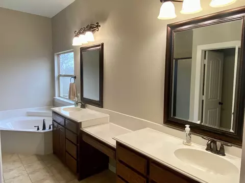 1071 Thomas J Egan Rd, Denton, TX 76207 photo 14