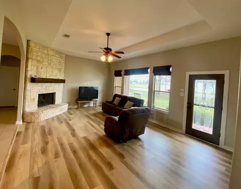 1071 Thomas J Egan Rd, Denton, TX 76207 photo 4