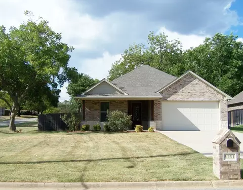 2131 Loy Lake Rd, Denison, TX 75020