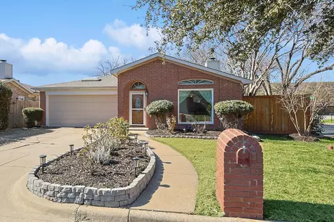 2090 Colt Ct, Keller, TX 76248