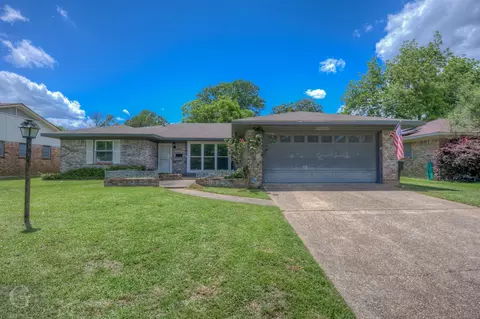 1905 Brent St, Bossier City, LA 71112