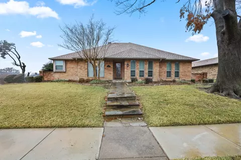 1601 Steenson Dr, Carrollton, TX 75007