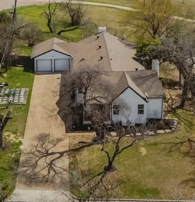 826 Cook Dr, Grand Prairie, TX 75050