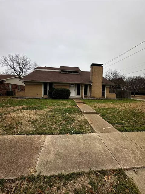 350 Edgewood Dr, Coppell, TX 75019