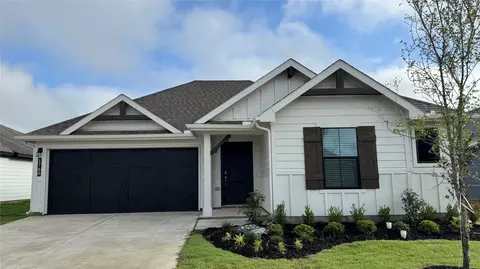 1760 River Bend Rd, Burleson, TX 76028