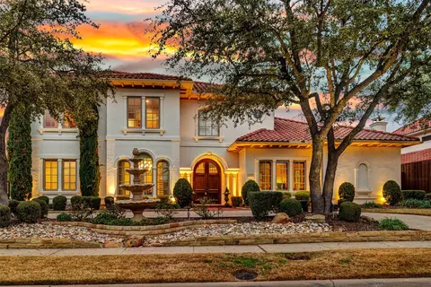 5213 Lakecreek Ct, Plano, TX 75093