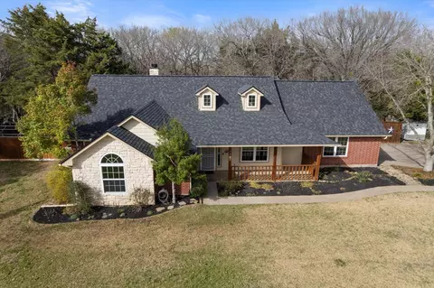 3821 Willow Bend Ln, Midlothian, TX 76065