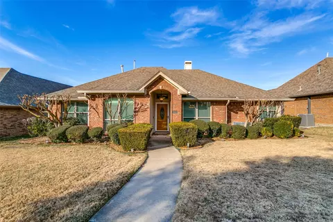 1313 Royal Palm Ln, Carrollton, TX 75007