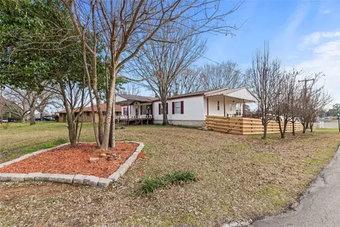 2001 Island Cir, Tool, TX 75143 photo 26