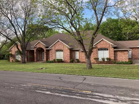 8708 Ravenswood Rd, Granbury, TX 76049