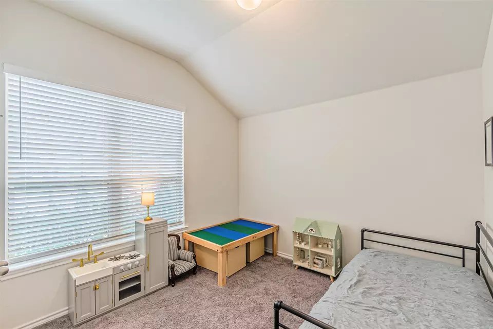 Bedroom - 2576 Hadley St, Weatherford, TX 76087 photo 1 of 7