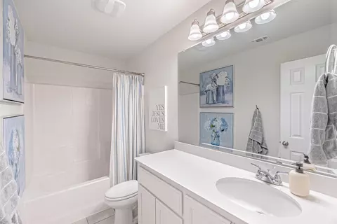 Bath - 2576 Hadley St, Weatherford, TX 76087 photo 1 of 4