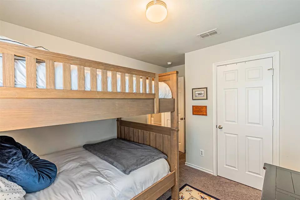 Bedroom - 2576 Hadley St, Weatherford, TX 76087 photo 3 of 7