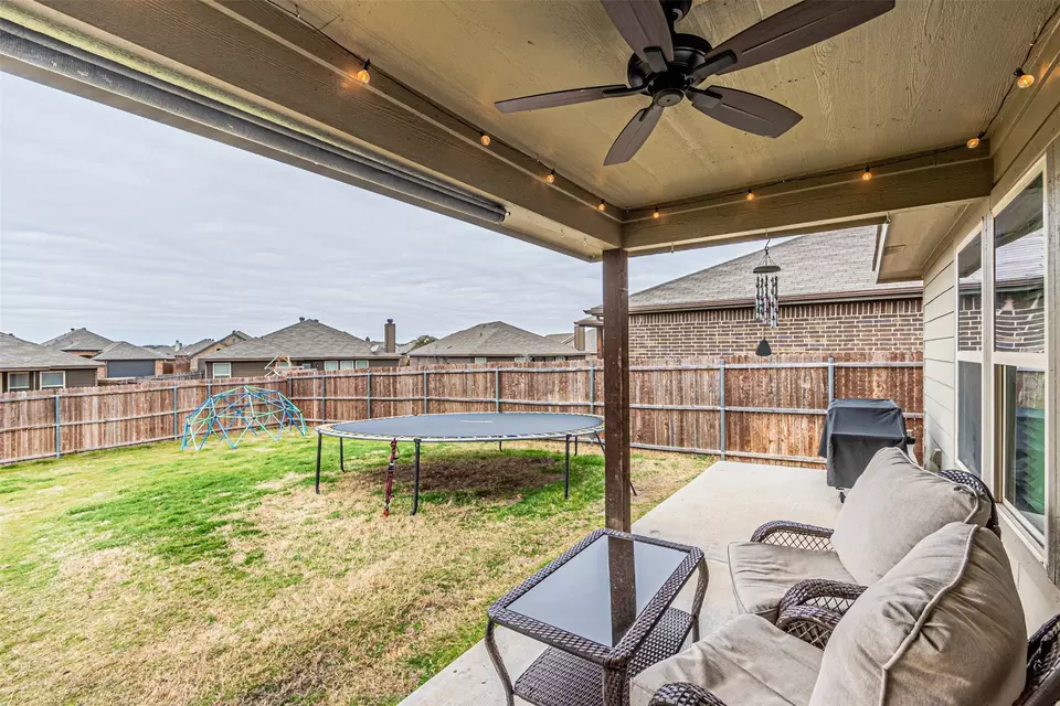 Exterior - 2576 Hadley St, Weatherford, TX 76087 photo 3 of 7