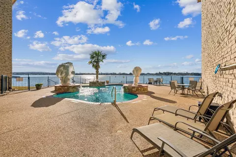 401 E Pearl St #4207, Granbury, TX 76048