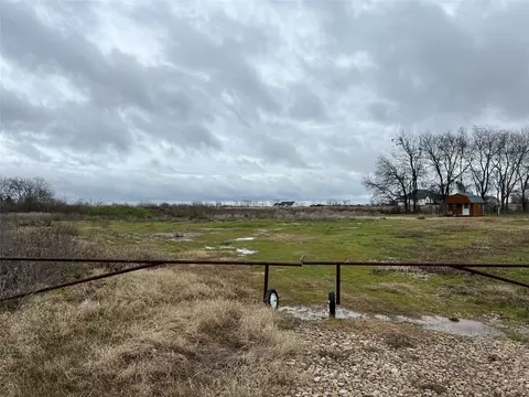 37438 64 Hwy, Wills Point, TX 75169