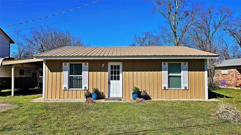 211 Weaver Dr, Sulphur Springs, TX 75482