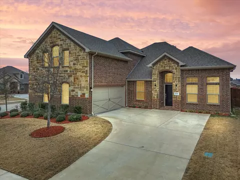 426 Dalroy Dr, Midlothian, TX 76065