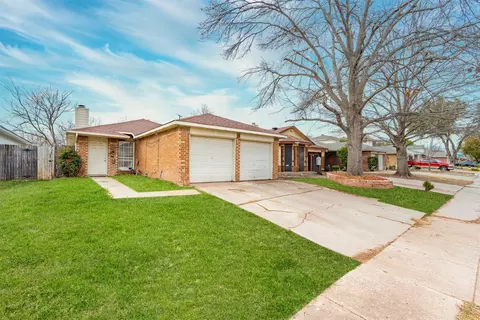 6705 Silver Sage Dr, Fort Worth, TX 76137