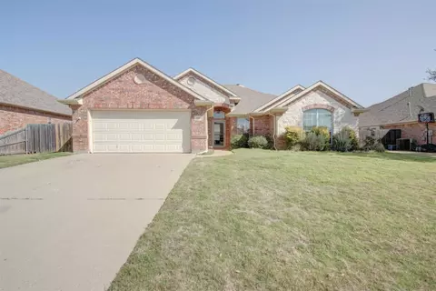 811 Sugar Hill Ave, Cleburne, TX 76033