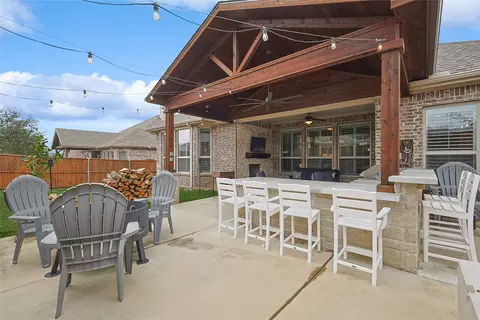 138 Shady Glen Dr, Hickory Creek, TX 75065