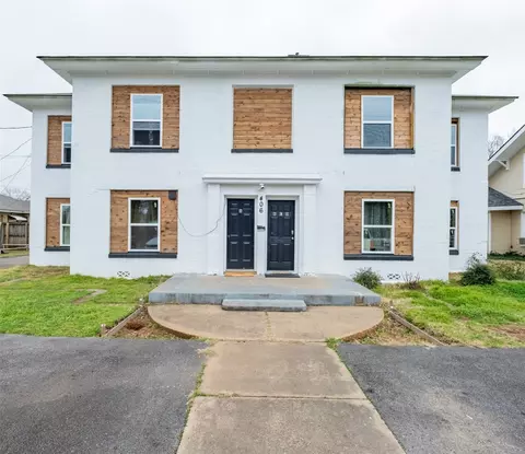 406 S Fredonia St, Longview, TX 75601