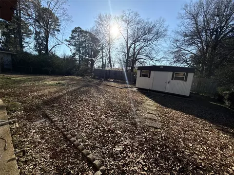 Exterior - 1306 4th St SE, Springhill, LA 71075 photo 4 of 4