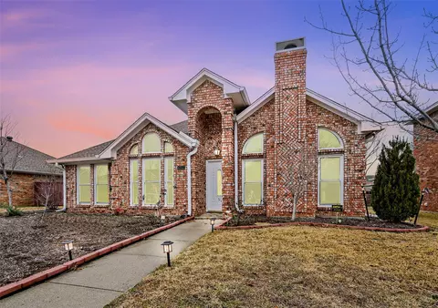 4203 Capstone Dr, Carrollton, TX 75010