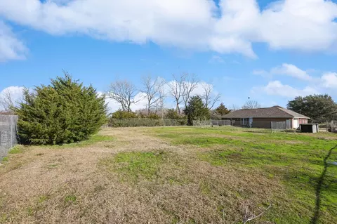 3219 Prancer St, Lancaster, TX 75146 photo 24
