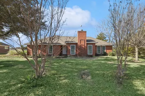 3219 Prancer St, Lancaster, TX 75146