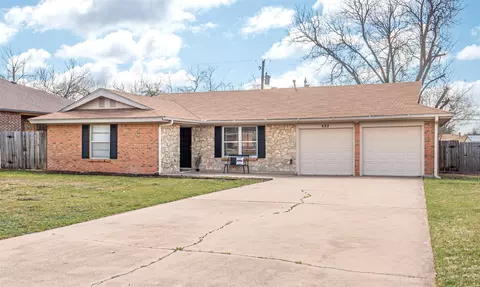 833 E North 10th St, Abilene, TX 79601