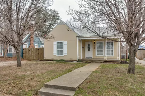2504 Westbrook Ave, Fort Worth, TX 76111
