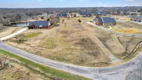 251 Derby Dr, Van Alstyne, TX 75495