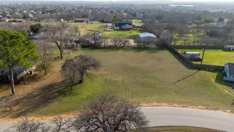 5000 Sunset Cir N, Fort Worth, TX 76244