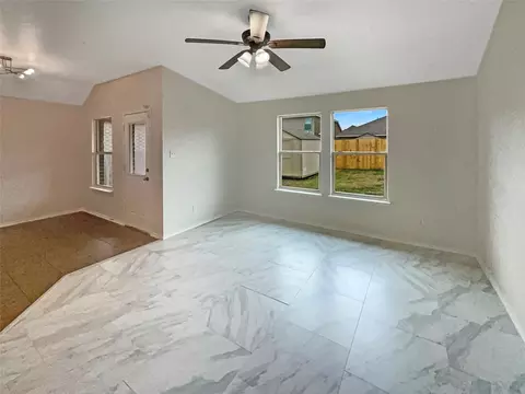 2156 Callahan Dr, Forney, TX 75126 photo 3