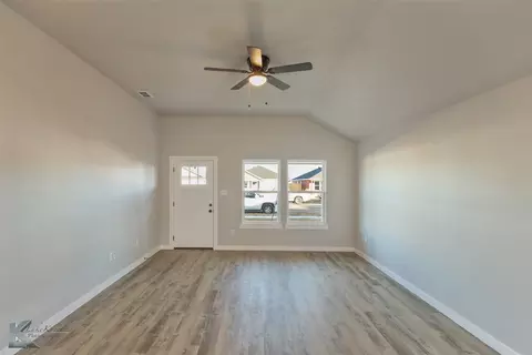 286 Showdown Rd, Abilene, TX 79602 photo 3