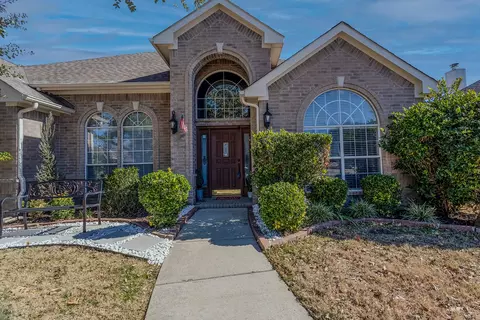 3724 Muirfield Dr, Carrollton, TX 75007