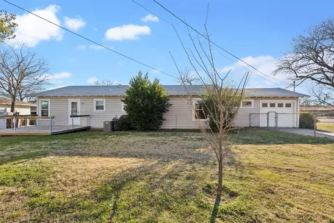Other - 214 Circle Dr, Cleburne, TX 76033 photo 4 of 6
