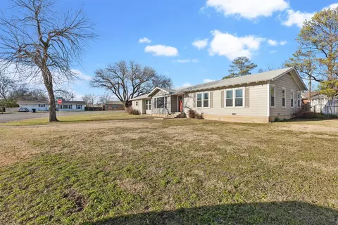 Other - 214 Circle Dr, Cleburne, TX 76033 photo 1 of 6
