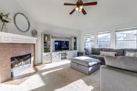 1009 Johnson City Ave, Forney, TX 75126