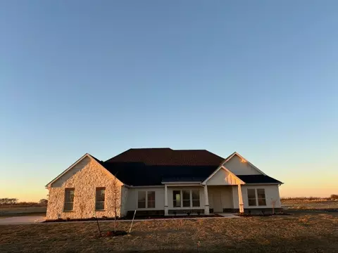 12404 Hornfels Dr, Krum, TX 76249