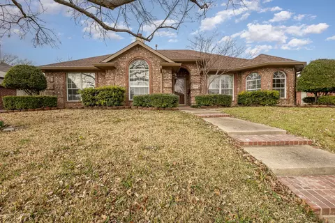 2809 Chaha Rd, Rowlett, TX 75088