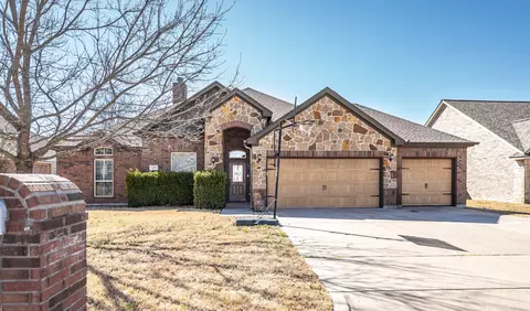 1028 Elk Ridge Dr, Stephenville, TX 76401