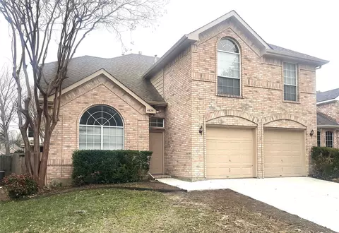 4828 Great Divide Dr, Fort Worth, TX 76137