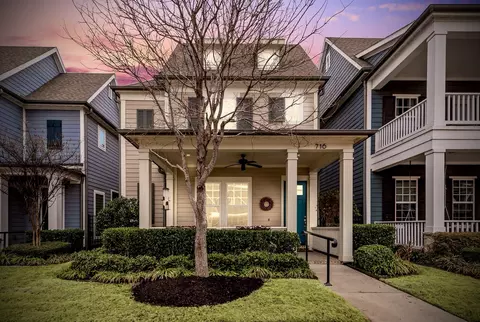 716 S Coppell Rd, Coppell, TX 75019