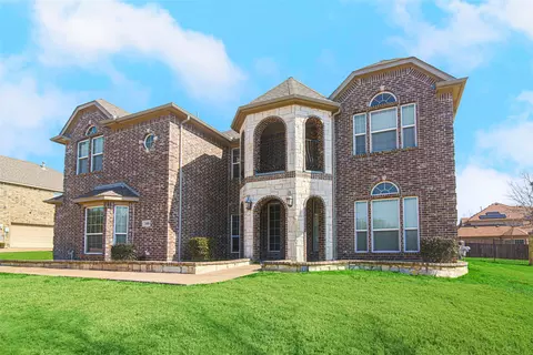 600 Summerwood Ct, Desoto, TX 75115