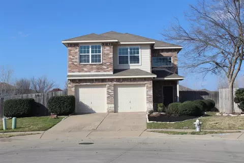 6837 Waterhill Ln, Fort Worth, TX 76179