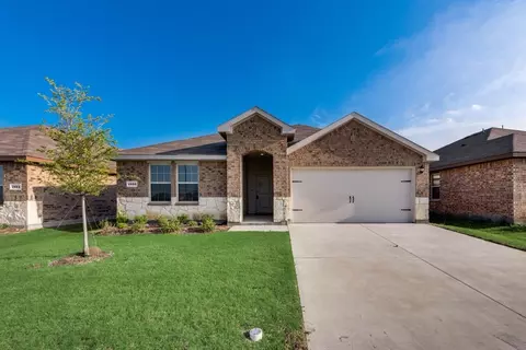 1880 Willow Creek Rd, Lancaster, TX 75146
