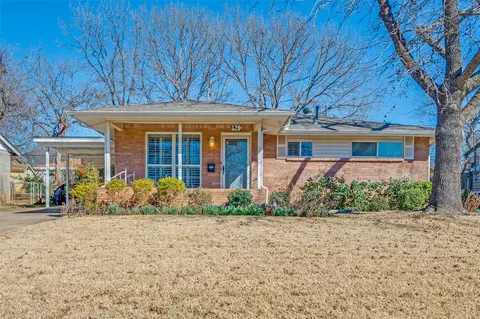 320 Myrtle Dr, Hurst, TX 76053