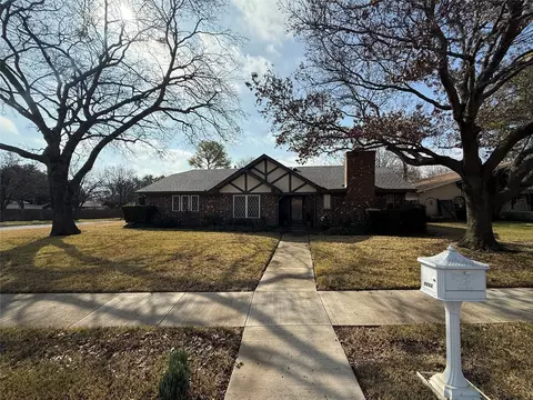 7712 N Richland Blvd, North Richland Hills, TX 76180